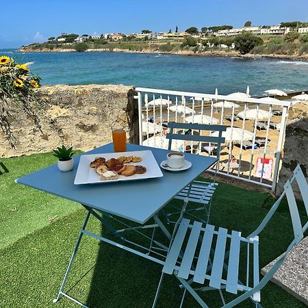 Villa Mg Hotel Санта-Маринелла Екстер'єр фото