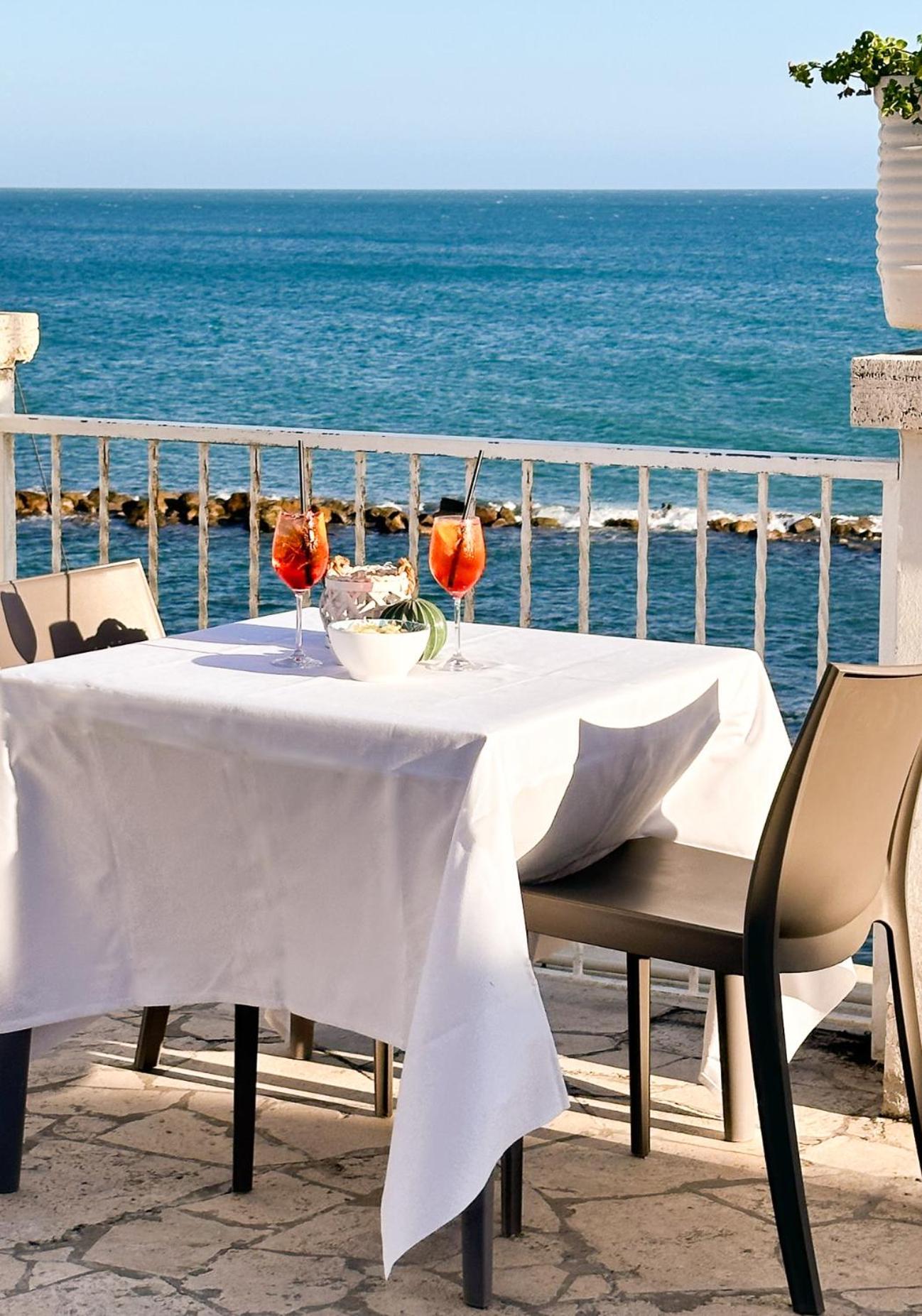 Villa Mg Hotel Санта-Маринелла Екстер'єр фото